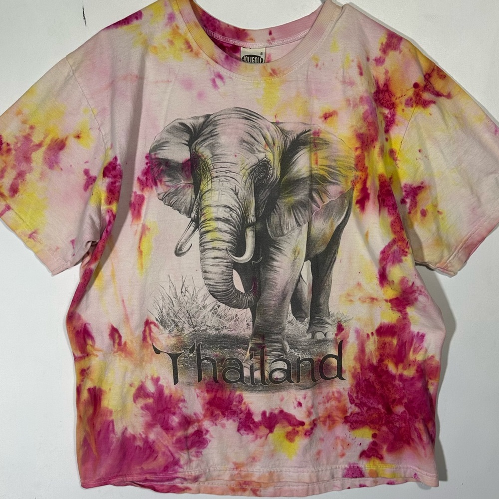 Vintage Vibrant Thailand Tie-Dye Elephant Graphic Women's Tee